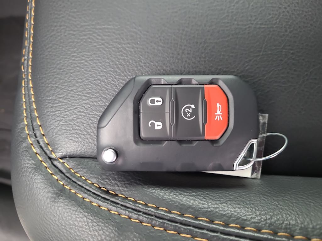 Thumbnail: 2026 Jeep Wrangler - 18