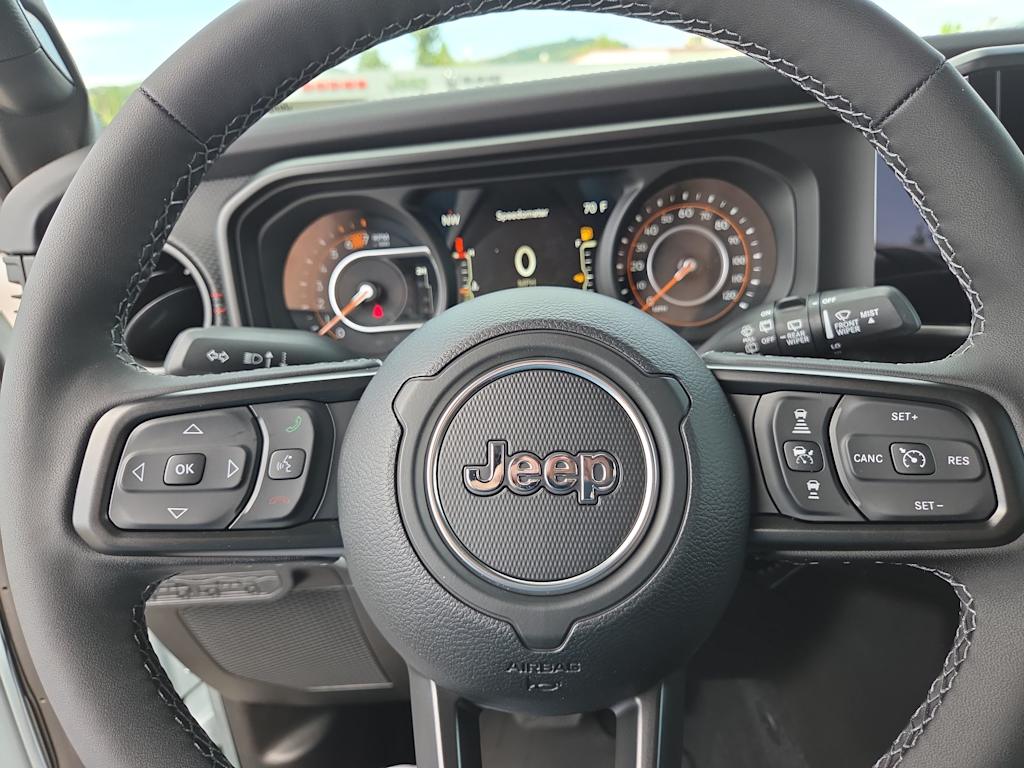 Thumbnail: 2026 Jeep Wrangler - 29