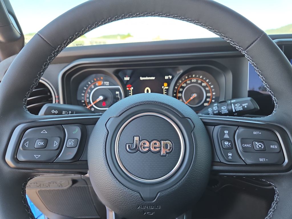 Thumbnail: 2026 Jeep Wrangler - 14