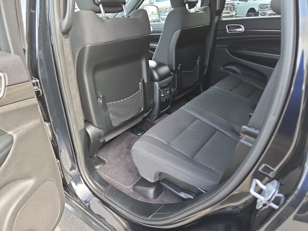 Thumbnail: 2018 Jeep Grand Cherokee - 12