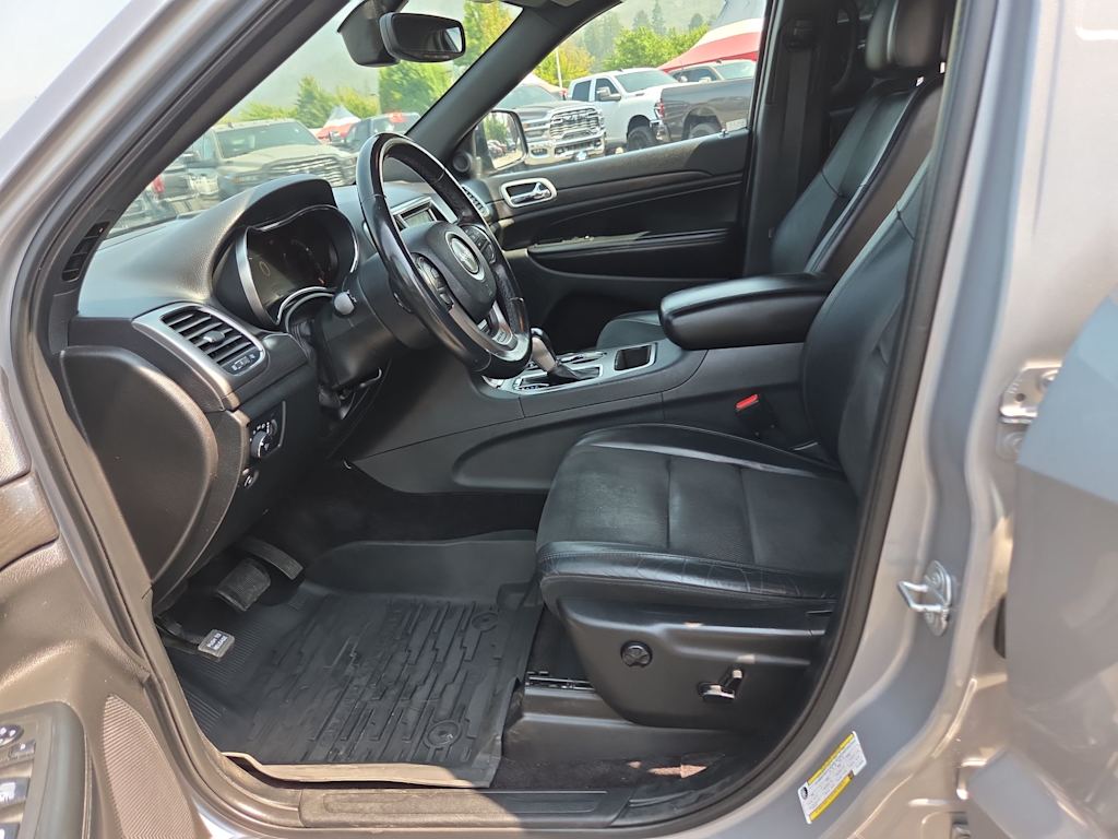 Thumbnail: 2018 Jeep Grand Cherokee - 11