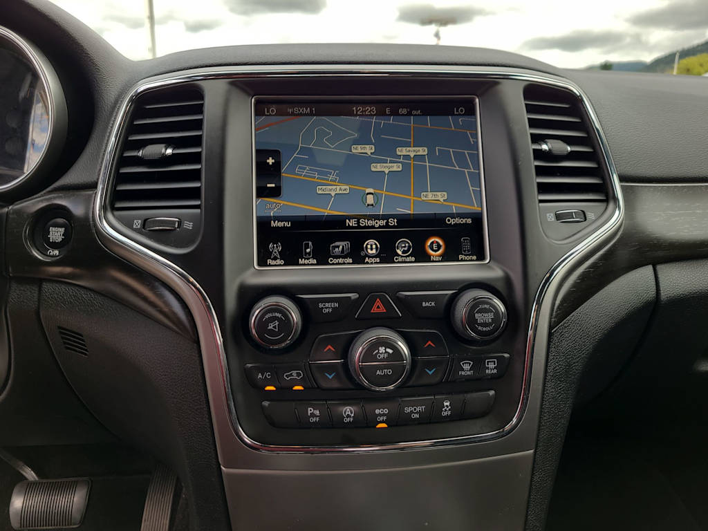 Thumbnail: 2017 Jeep Grand Cherokee - 13