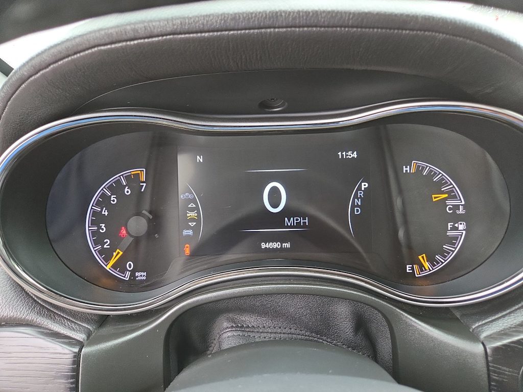 Thumbnail: 2021 Jeep Grand Cherokee - 16