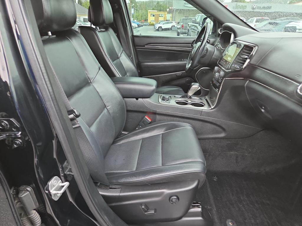 Thumbnail: 2021 Jeep Grand Cherokee - 12