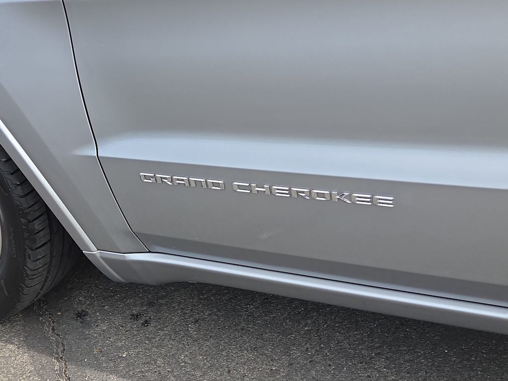Thumbnail: 2014 Jeep Grand Cherokee - 7
