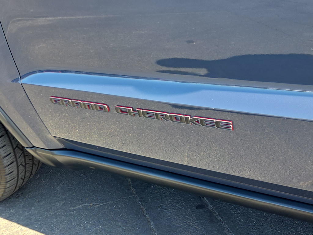 Thumbnail: 2019 Jeep Grand Cherokee - 7