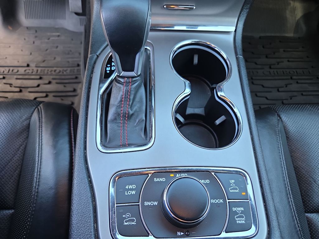 Thumbnail: 2019 Jeep Grand Cherokee - 15
