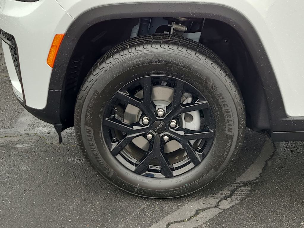 Thumbnail: 2026 Jeep Grand Cherokee - 8