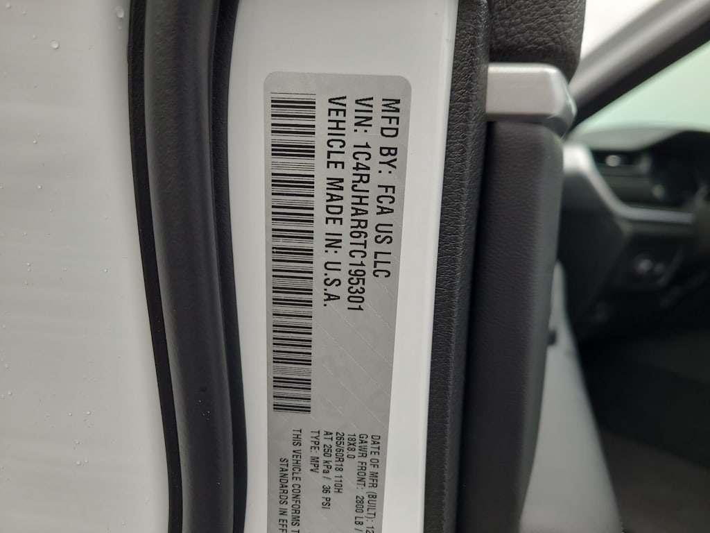 Thumbnail: 2026 Jeep Grand Cherokee - 18