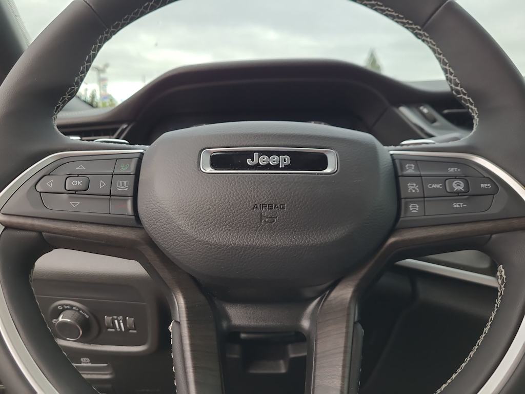 Thumbnail: 2026 Jeep Grand Cherokee - 28