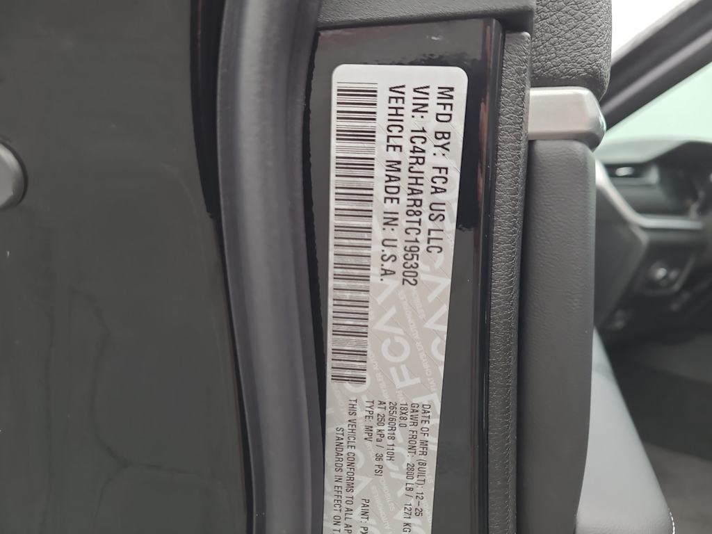 Thumbnail: 2026 Jeep Grand Cherokee - 18