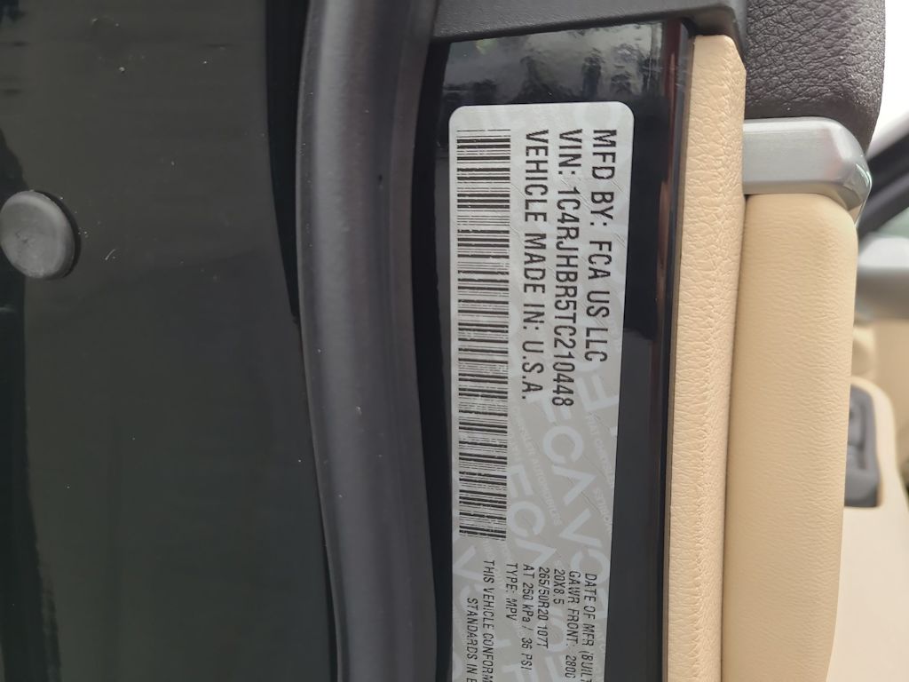 Thumbnail: 2026 Jeep Grand Cherokee - 17