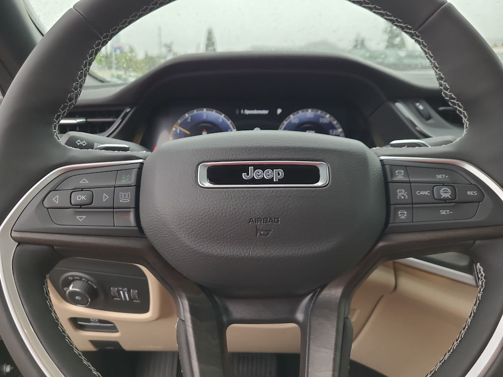 Thumbnail: 2026 Jeep Grand Cherokee - 28