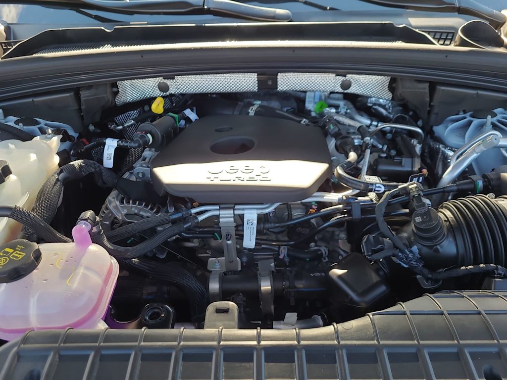 Thumbnail: 2026 Jeep Grand Cherokee - 9