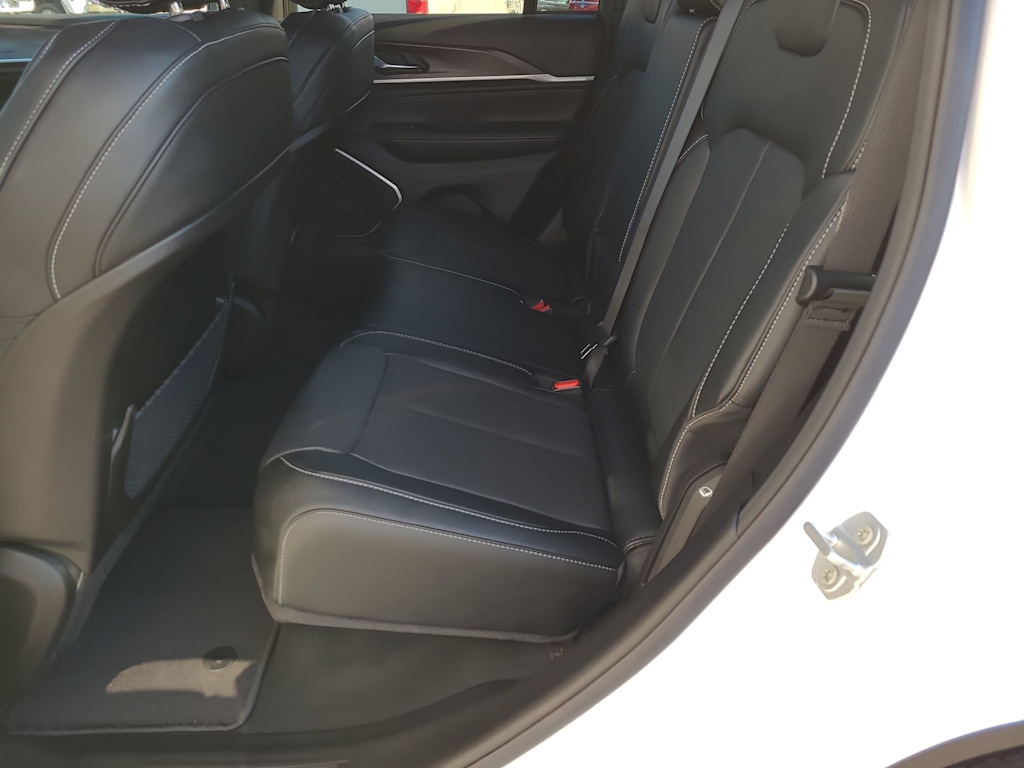 Thumbnail: 2026 Jeep Grand Cherokee - 27