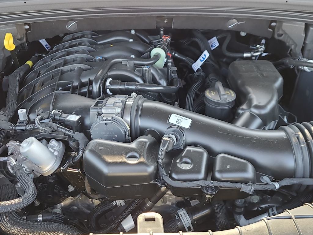 Thumbnail: 2025 Jeep Grand Cherokee - 9