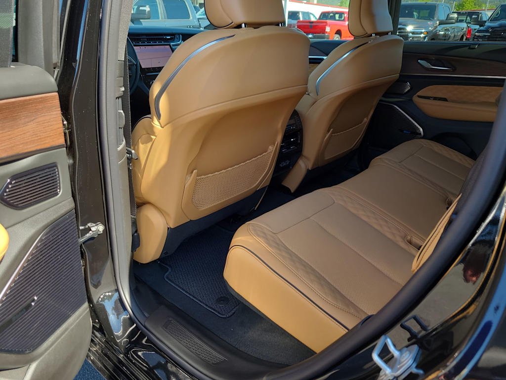 Thumbnail: 2025 Jeep Grand Cherokee - 13