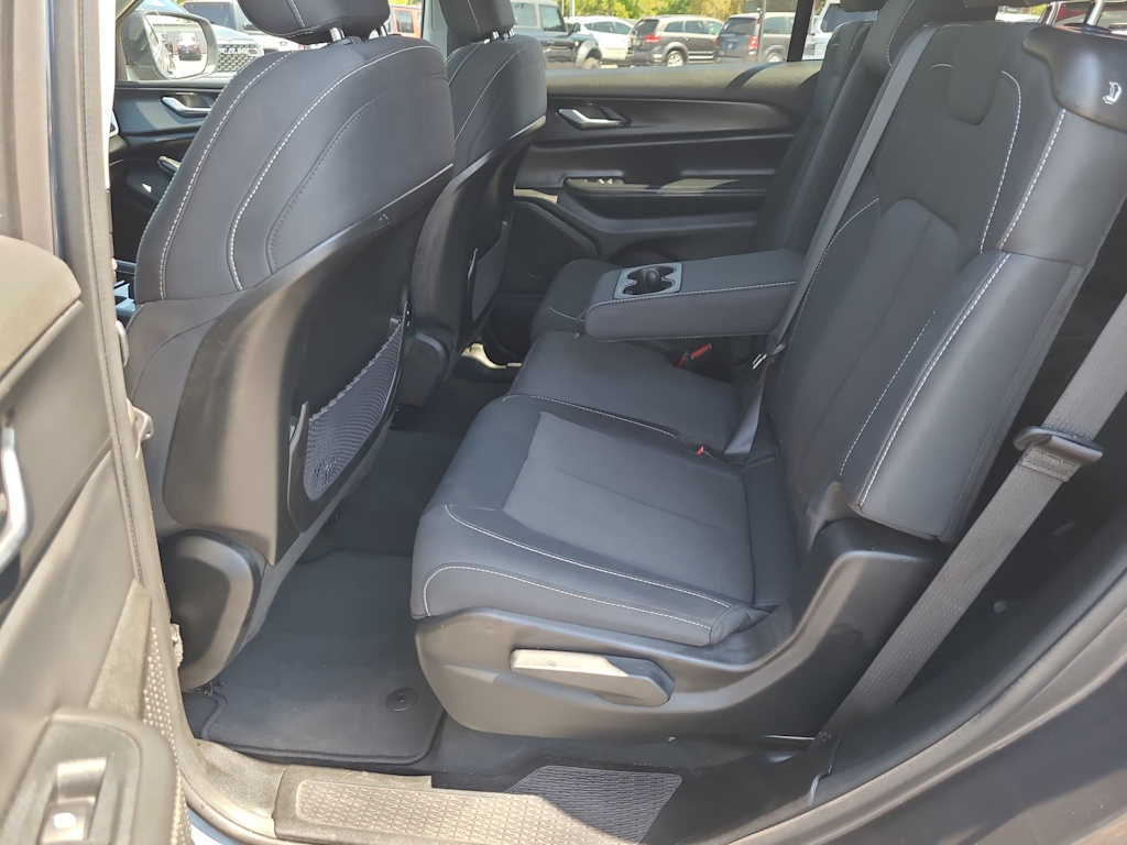 Thumbnail: 2023 Jeep Grand Cherokee L - 26