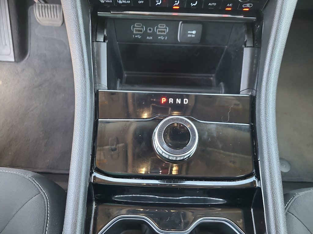 Thumbnail: 2023 Jeep Grand Cherokee L - 28