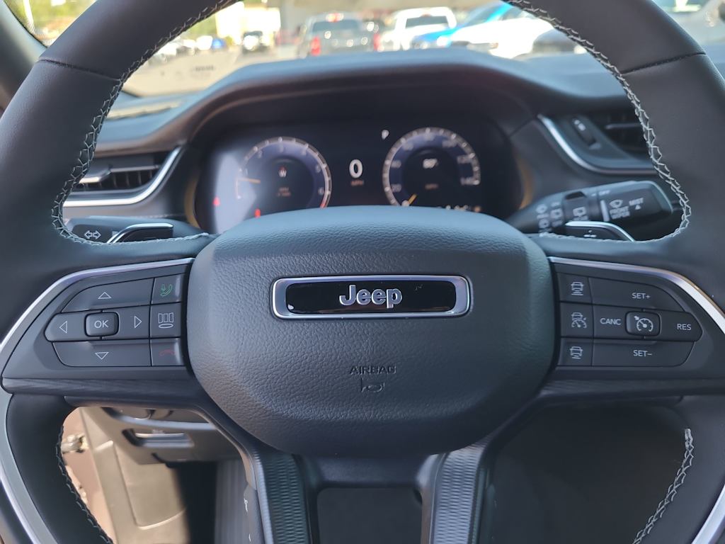 Thumbnail: 2025 Jeep Grand Cherokee L - 28