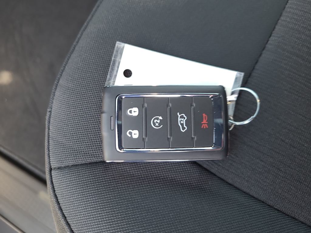 Thumbnail: 2025 Jeep Grand Cherokee L - 17