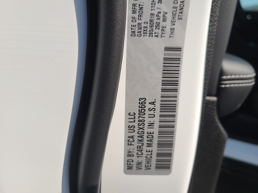 Thumbnail: 2025 Jeep Grand Cherokee L - 16