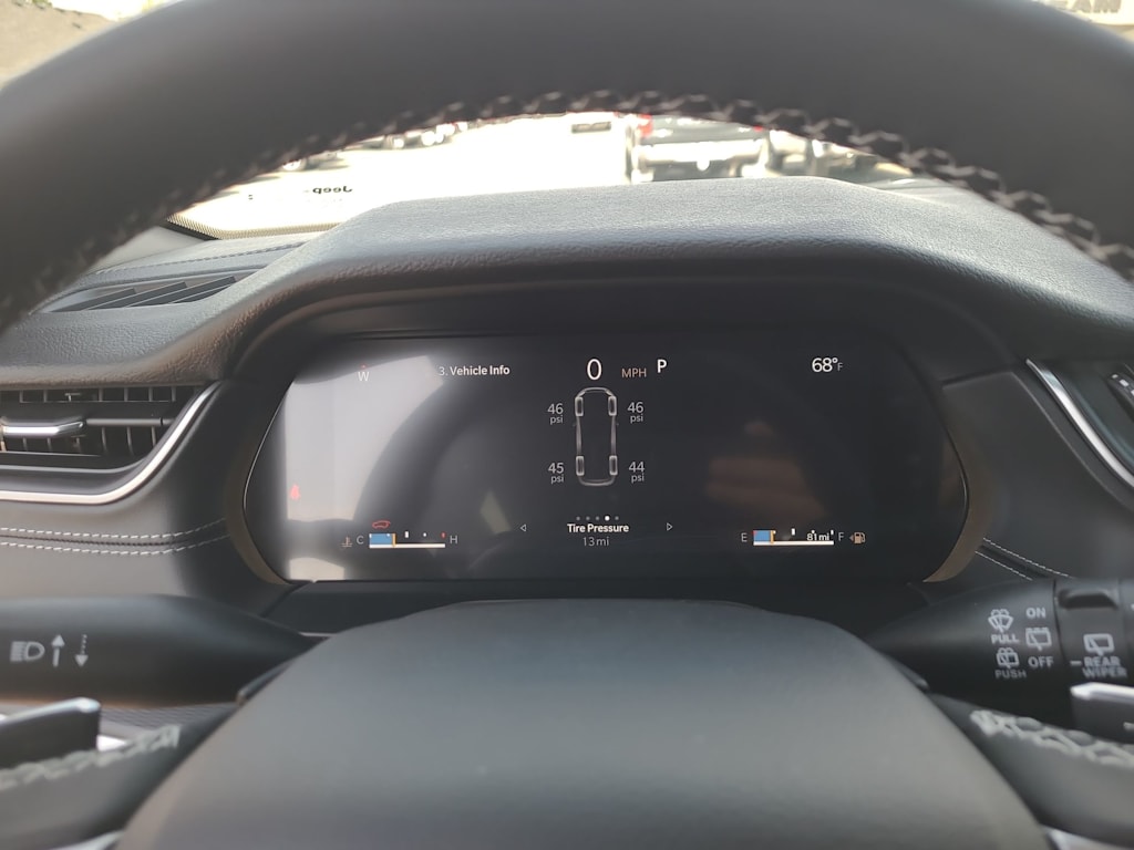 Thumbnail: 2025 Jeep Grand Cherokee L - 14