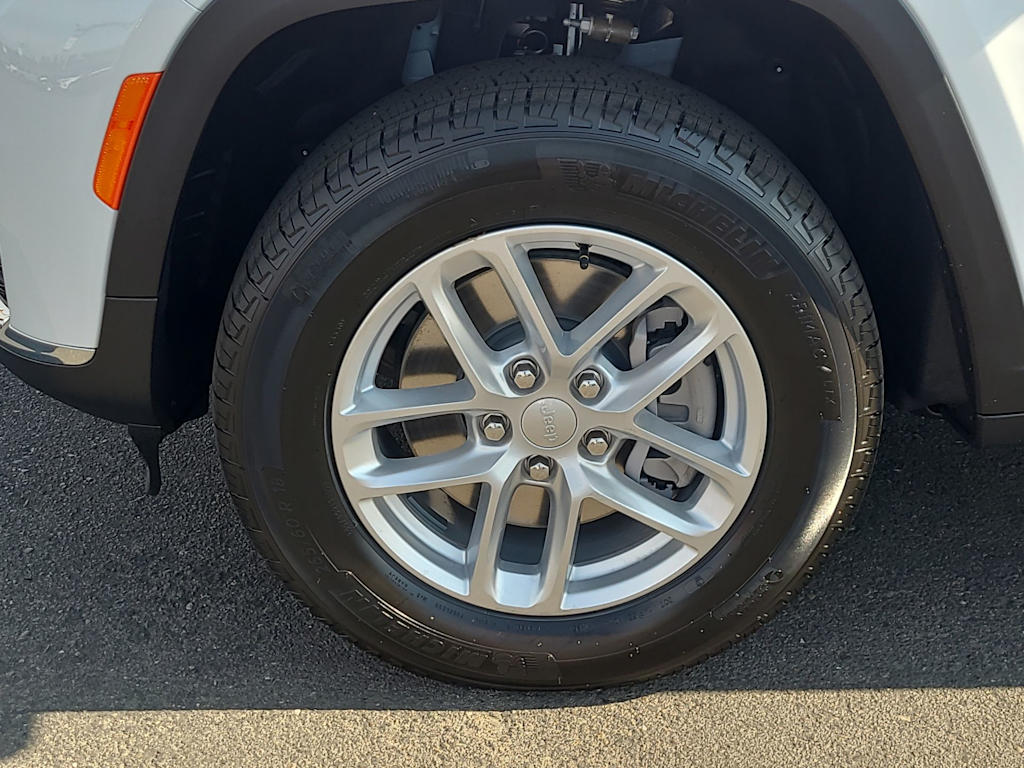 Thumbnail: 2025 Jeep Grand Cherokee L - 8