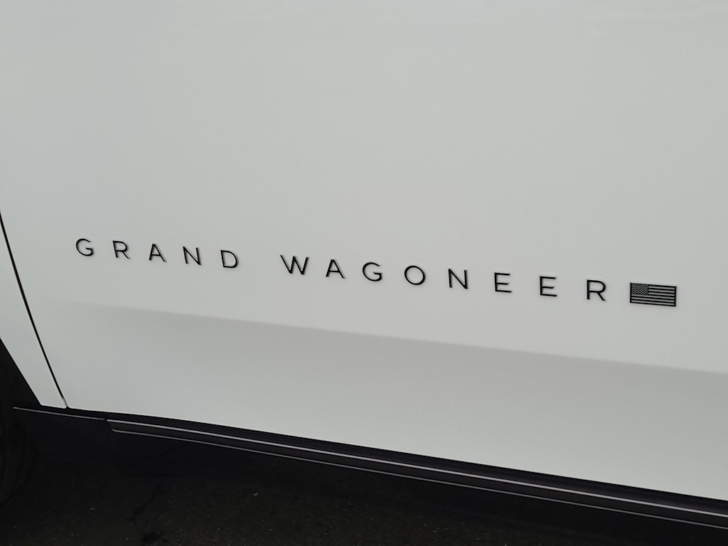 Thumbnail: 2026 Jeep Grand Wagoneer - 7