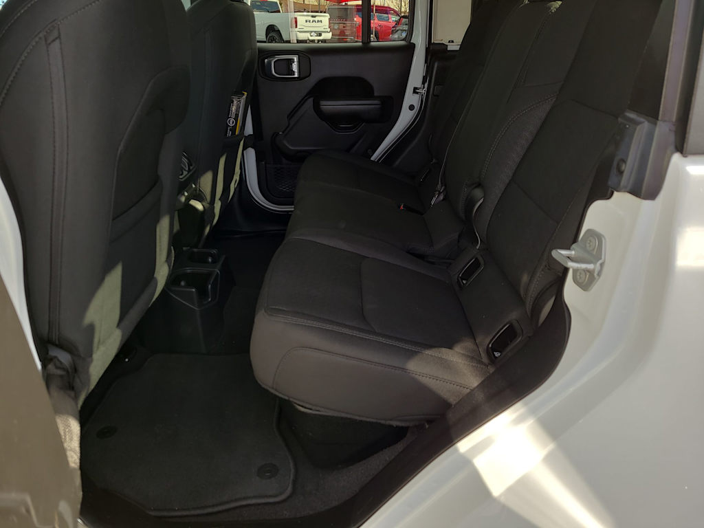 Thumbnail: 2021 Jeep Gladiator - 28