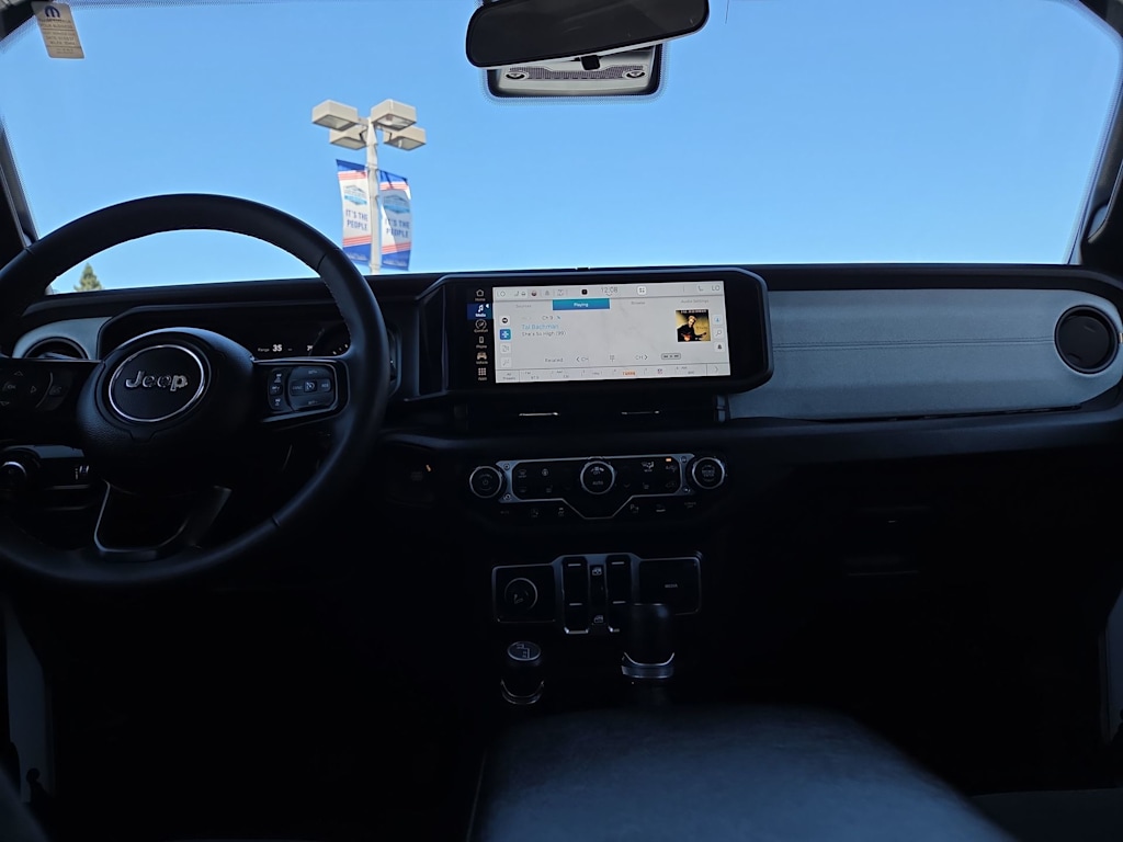 Thumbnail: 2024 Jeep Gladiator - 10