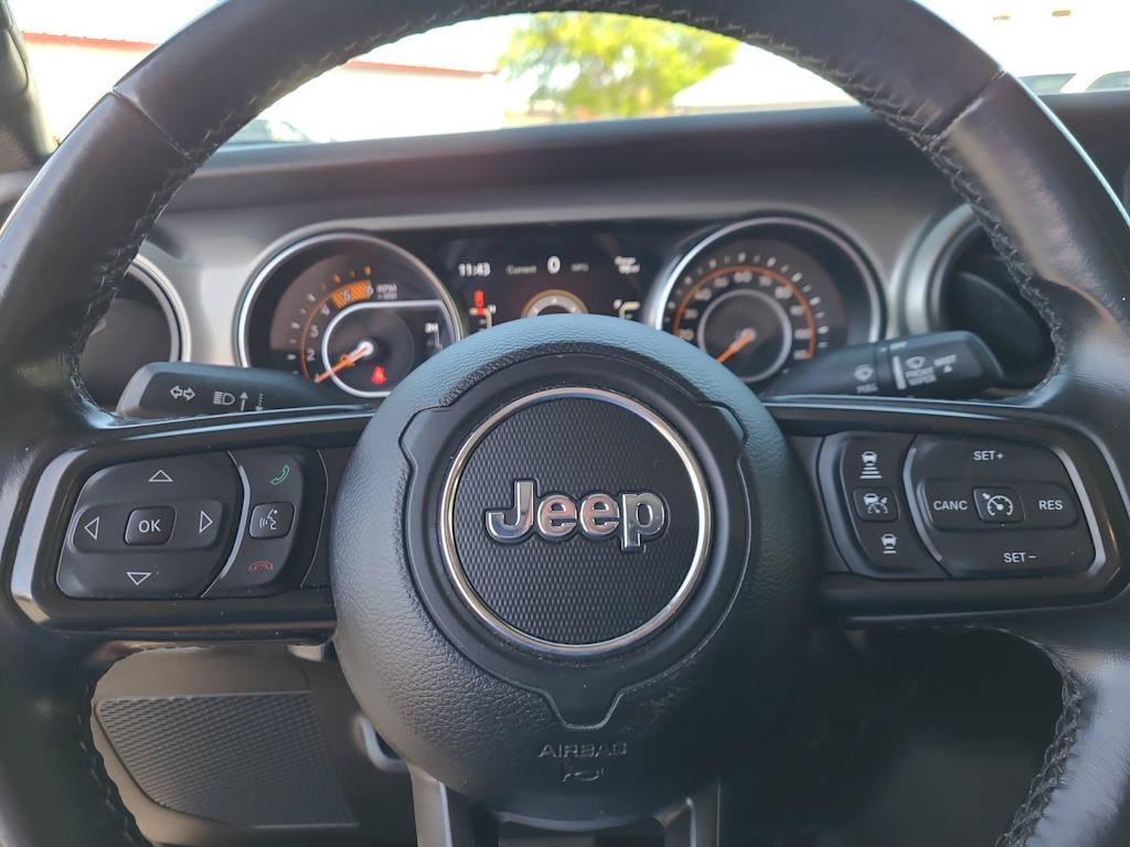 Thumbnail: 2021 Jeep Gladiator - 10