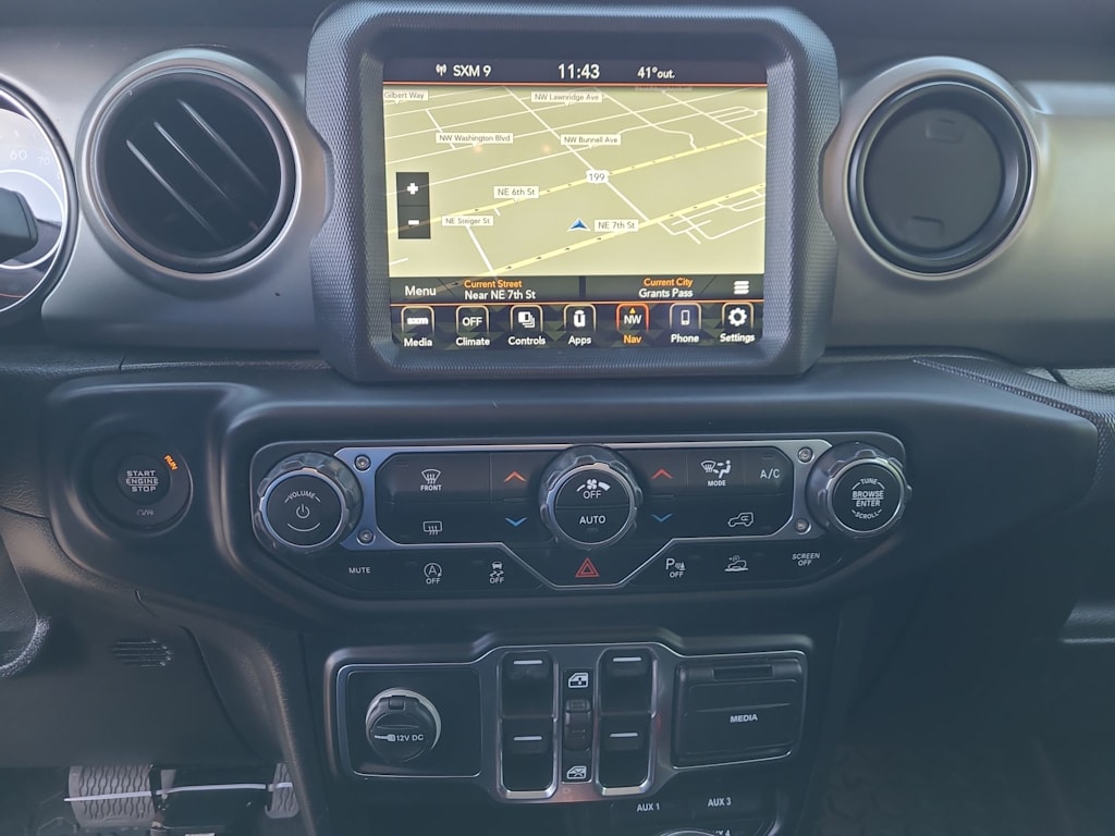 Thumbnail: 2021 Jeep Gladiator - 14