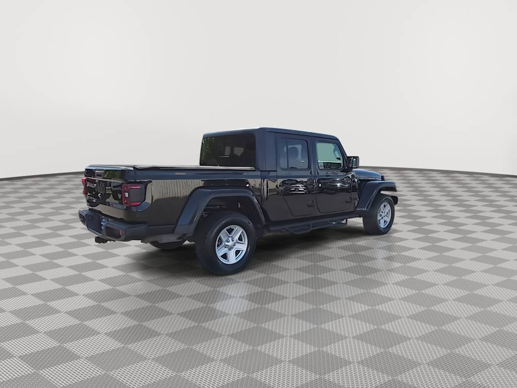 Thumbnail: 2021 Jeep Gladiator - 18