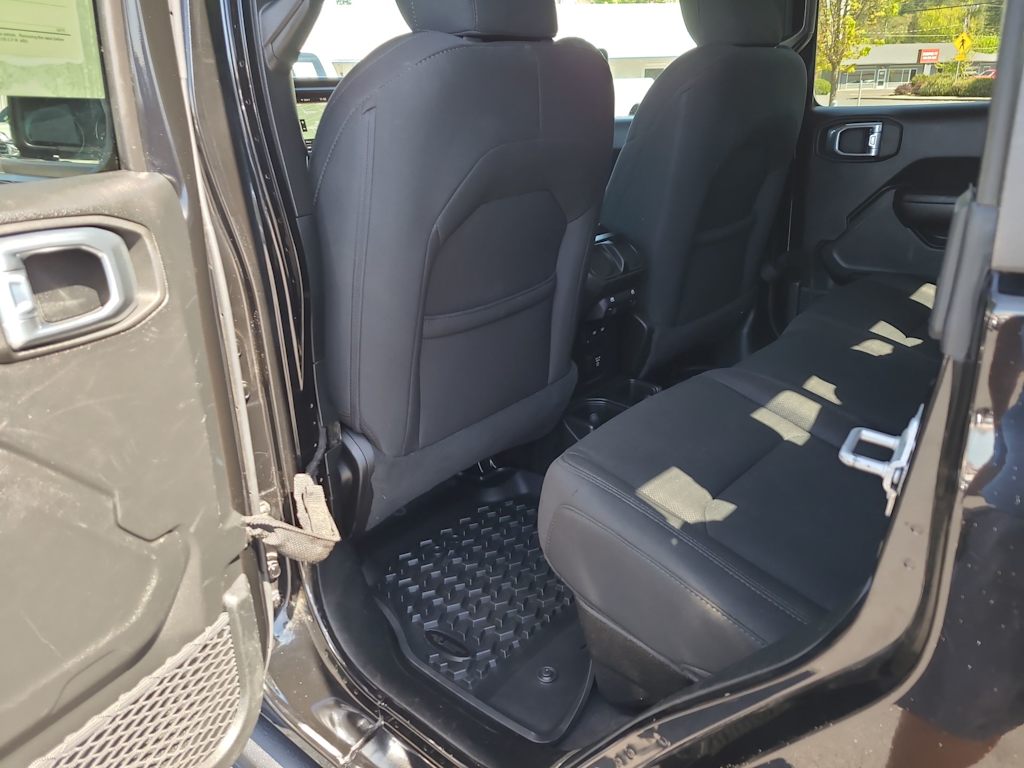 Thumbnail: 2021 Jeep Gladiator - 13