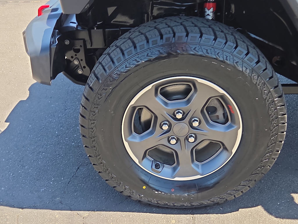 Thumbnail: 2020 Jeep Gladiator - 8