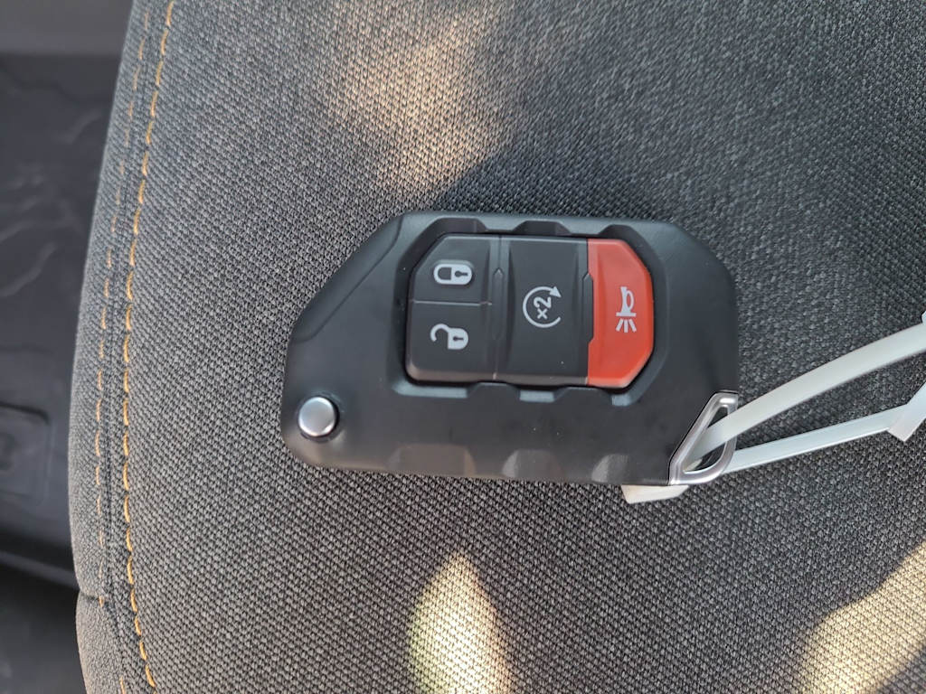 Thumbnail: 2025 Jeep Gladiator - 19