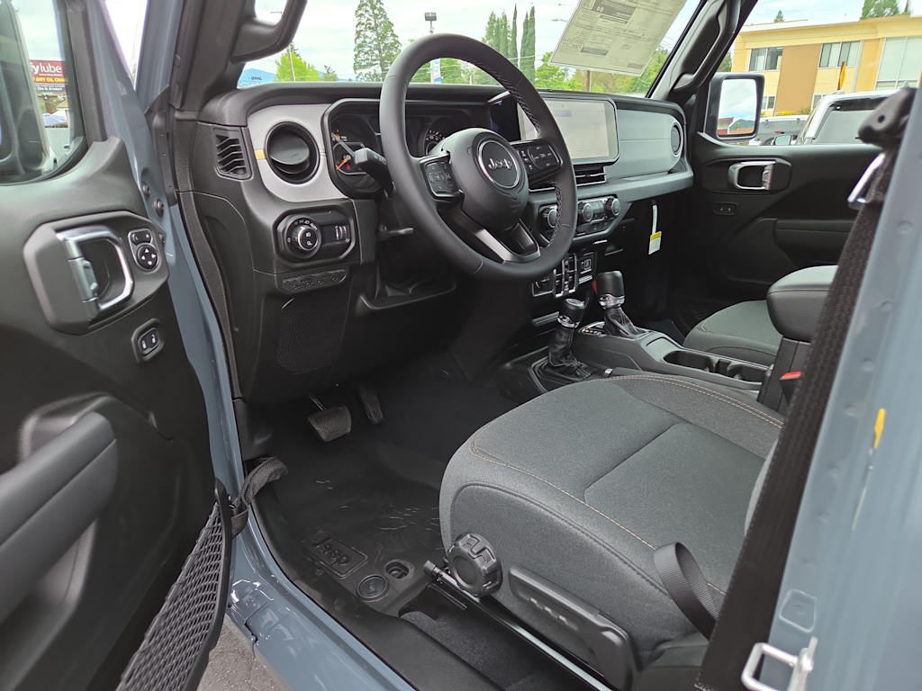 Thumbnail: 2026 Jeep Gladiator - 10