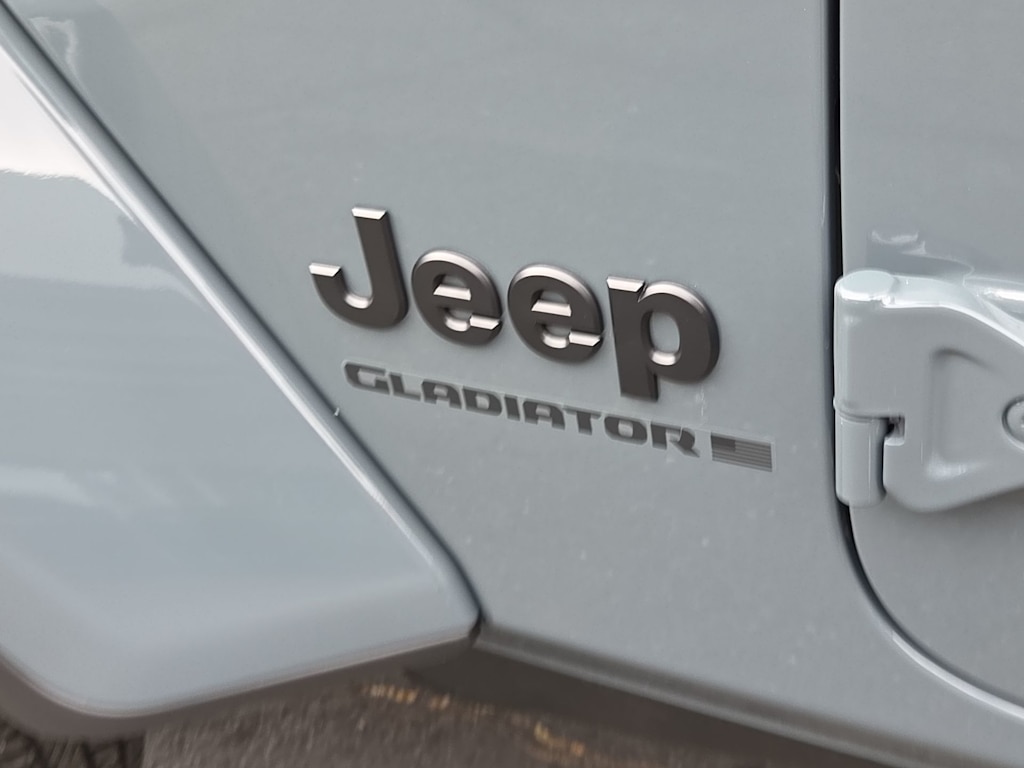 Thumbnail: 2026 Jeep Gladiator - 7