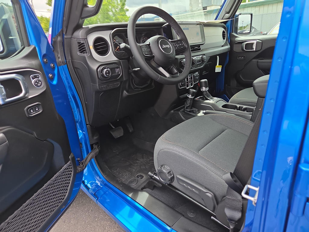 Thumbnail: 2026 Jeep Gladiator - 10