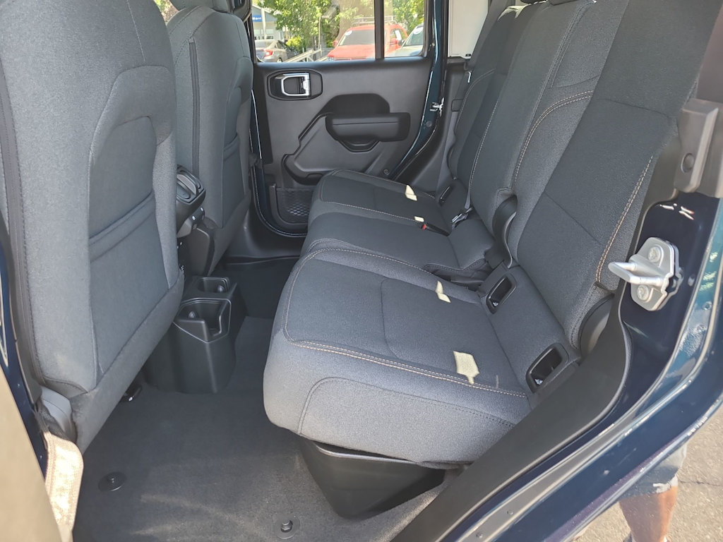 Thumbnail: 2025 Jeep Gladiator - 28