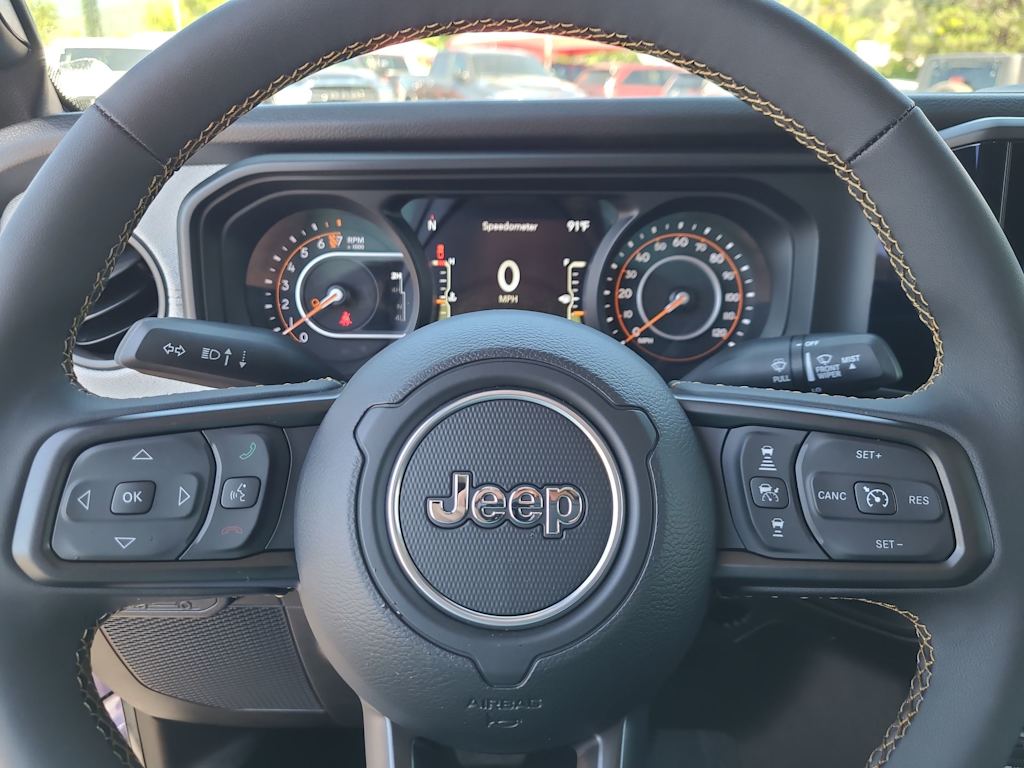 Thumbnail: 2025 Jeep Gladiator - 29