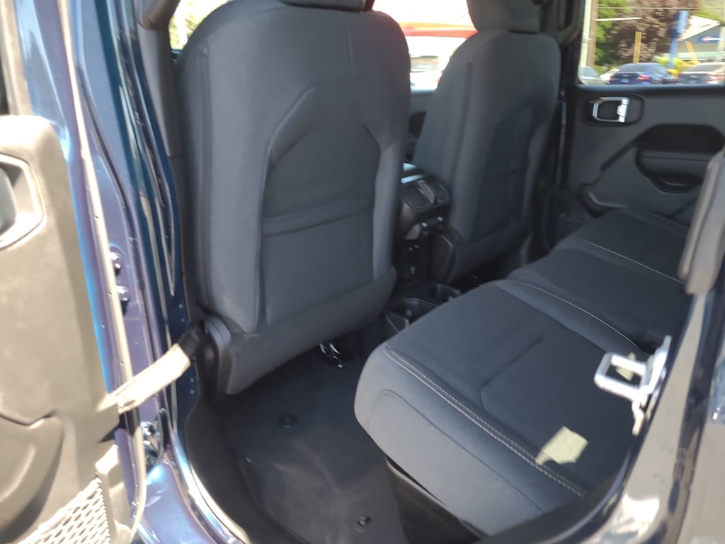 Thumbnail: 2025 Jeep Gladiator - 13