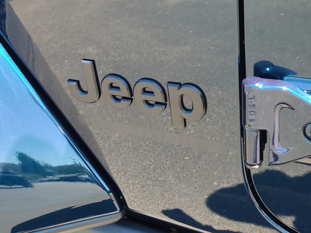 Thumbnail: 2025 Jeep Gladiator - 7