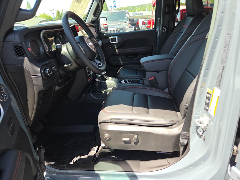 Thumbnail: 2026 Jeep Gladiator - 11