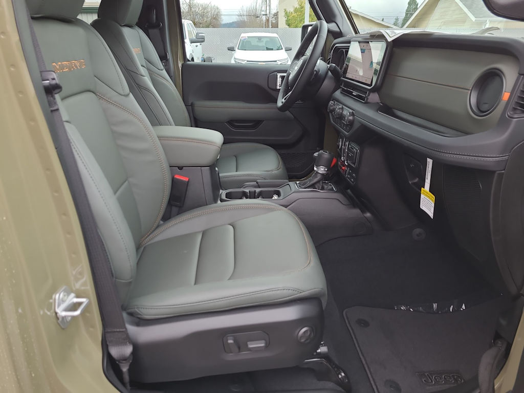 Thumbnail: 2026 Jeep Gladiator - 11