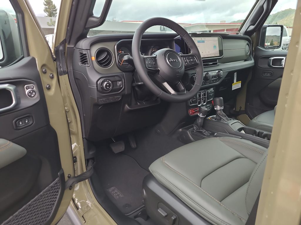 Thumbnail: 2026 Jeep Gladiator - 2