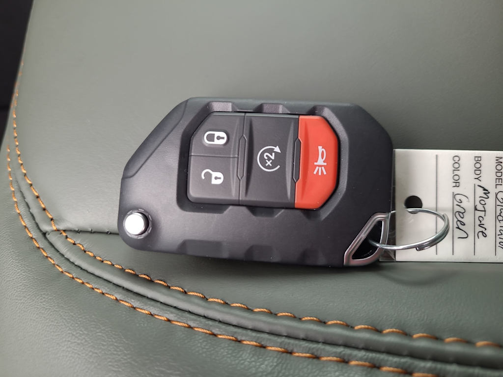 Thumbnail: 2026 Jeep Gladiator - 18