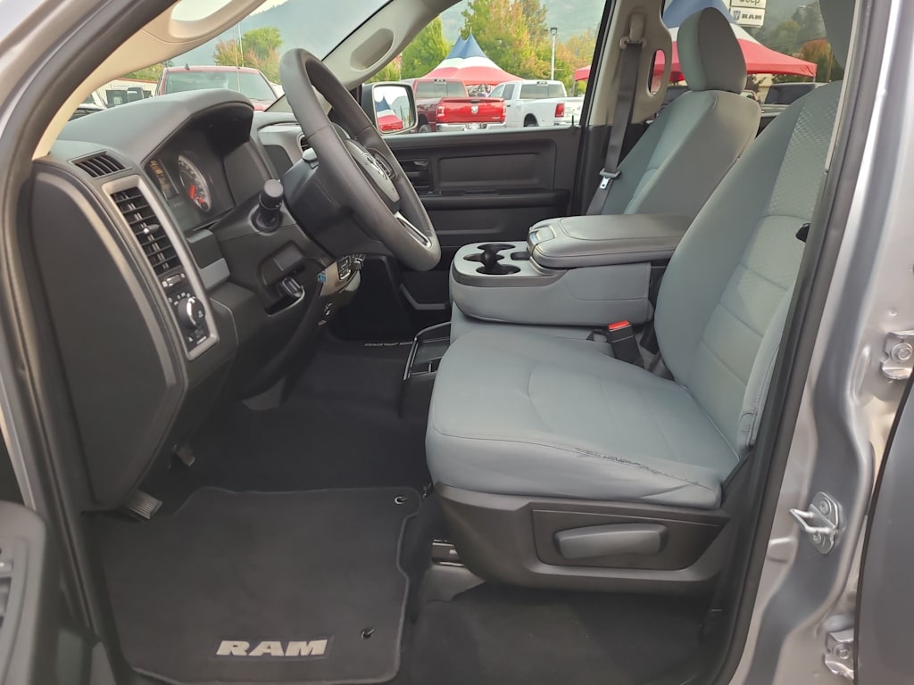 Thumbnail: 2019 RAM 1500 - 10