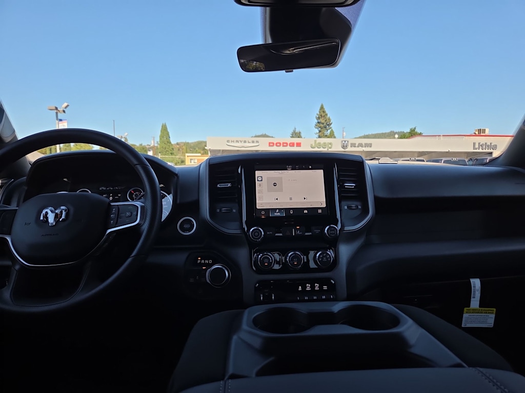Thumbnail: 2026 RAM 1500 - 9
